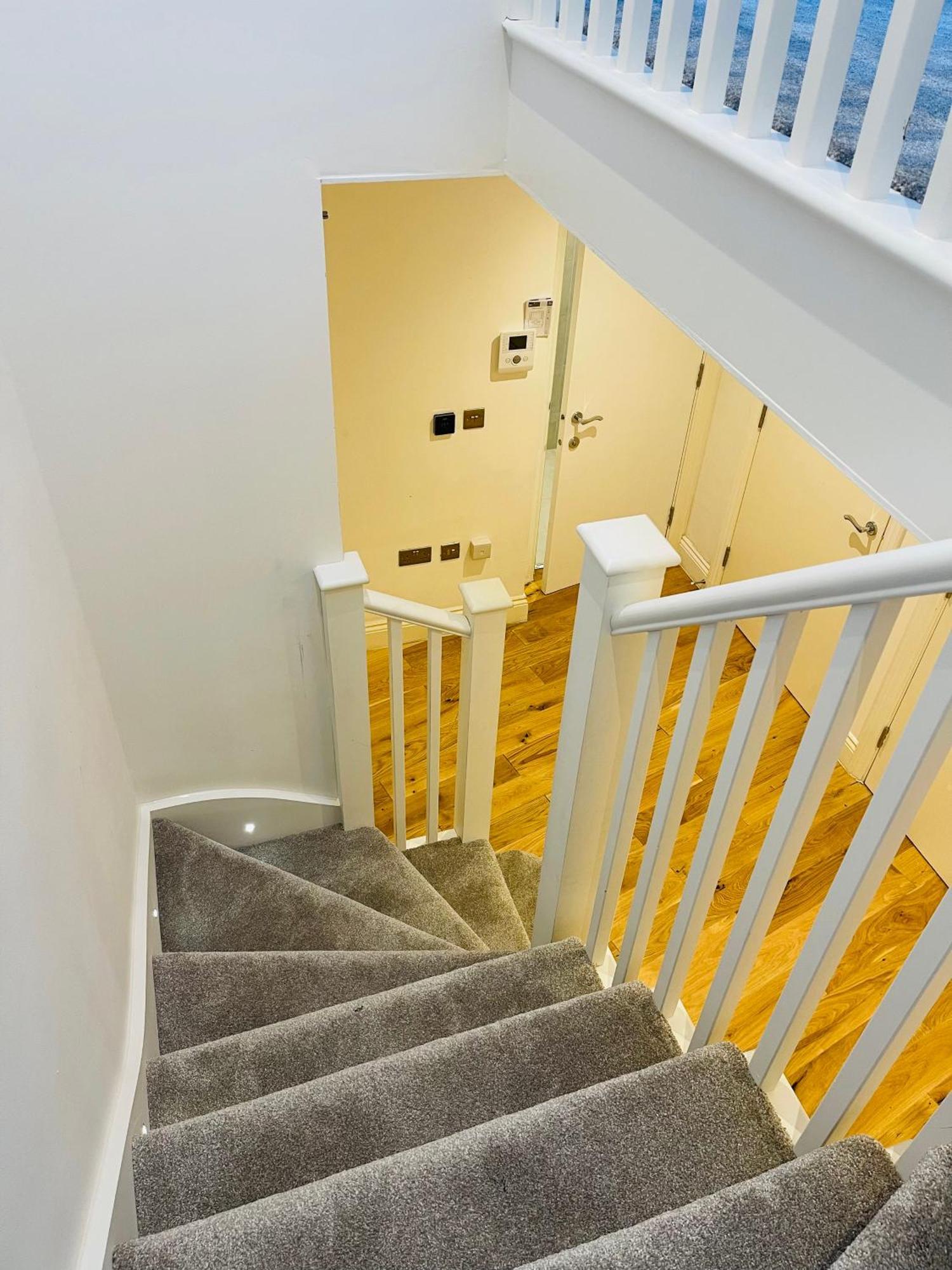 Appartamento Fully Furnished Duplex In Askew Road *